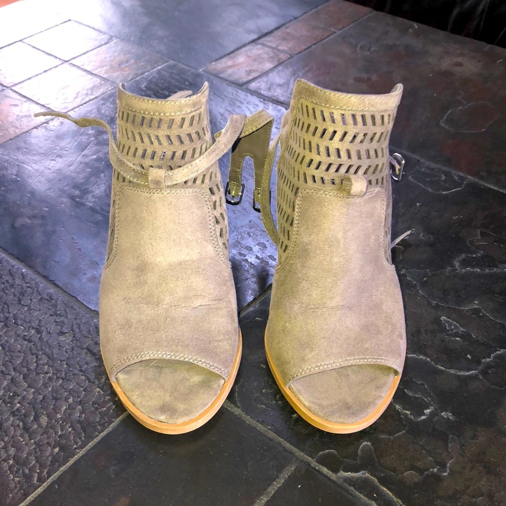 Shoes